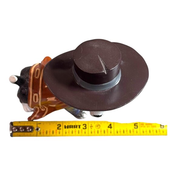 Hamilton Collection Spurs ‘N Furs Chihuahua Cowboys A Paw-fect Hero Cape Hat - Picture 5 of 9